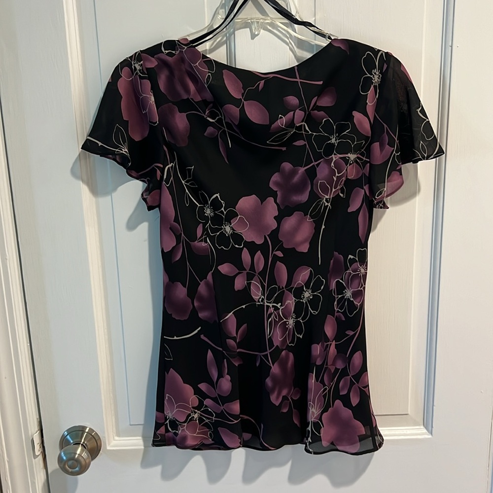 Hayley Matthews Floral Skirt and Top - Picture 10 of 10